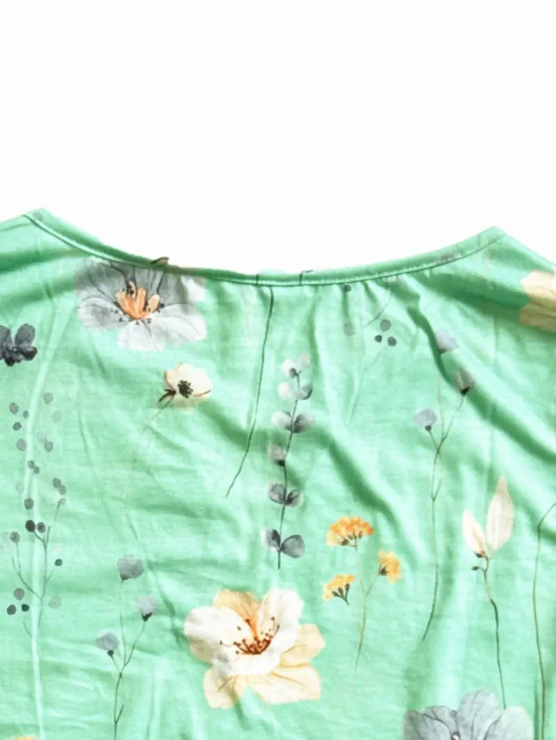 BRIANNA™ FLORAL PRINT BUTTON FRONT T-SHIRT