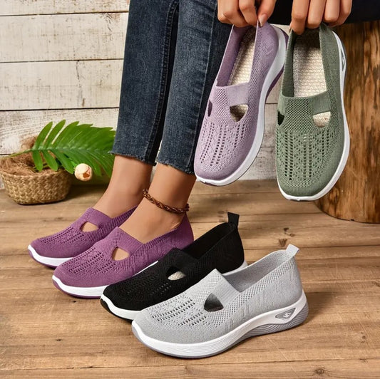 MOLLY™ KNITTED SLIPPERS WITH ULTRA-SOFT CUSHIONING