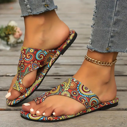 SOPHIA™ WOMEN'S VIBRANT FLAT FLORAL SANDALS