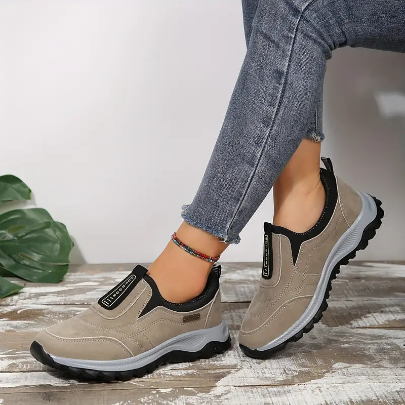 AMY™ LOW TOP SOFT-SOLE ORTHOPEDIC SHOES